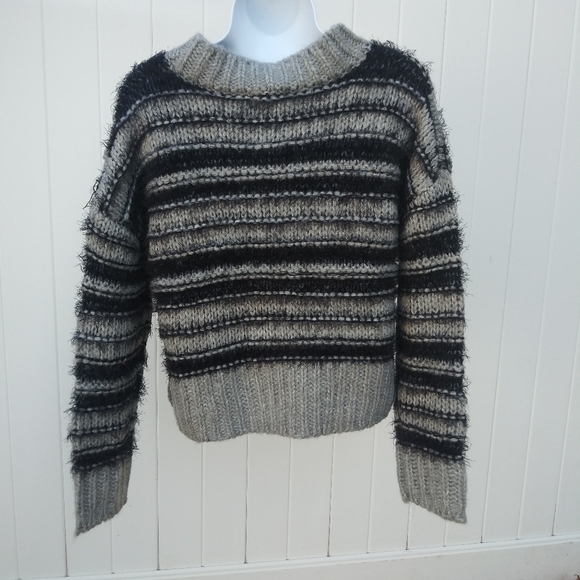 Cliche Striped FuzzyThick Knit Sweater Rubbed Trim - Picture 3 of 4